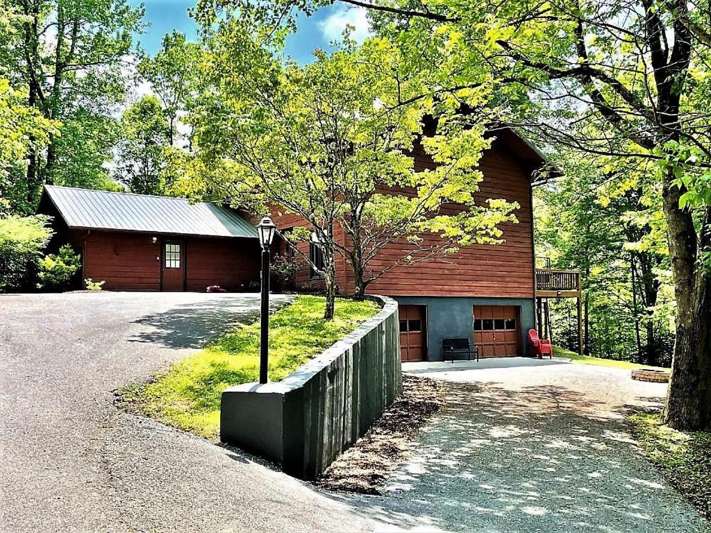 Wandering Bear Lodge-Free Tickets Sevierville Exterior foto