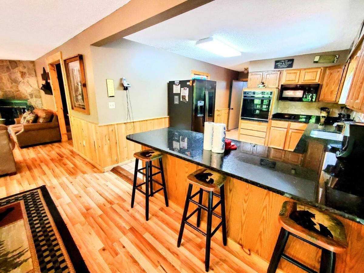 Wandering Bear Lodge-Free Tickets Sevierville Exterior foto