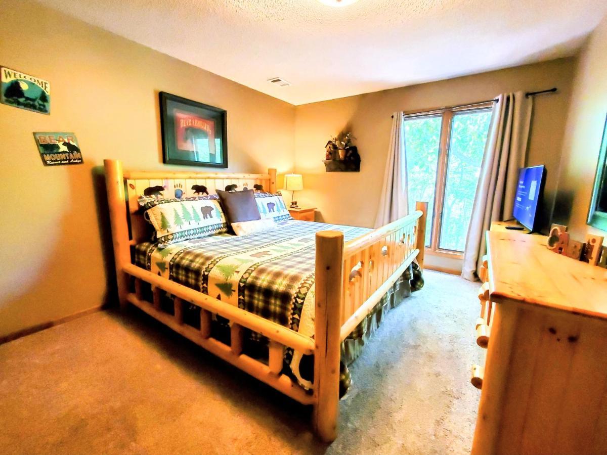 Wandering Bear Lodge-Free Tickets Sevierville Exterior foto